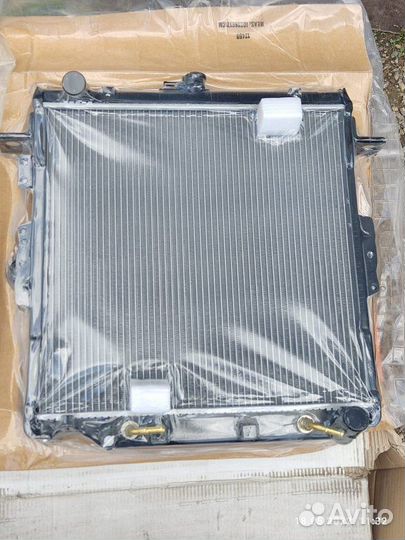 Радиатор основной Toyota Land Cruiser 70 70 1HZ