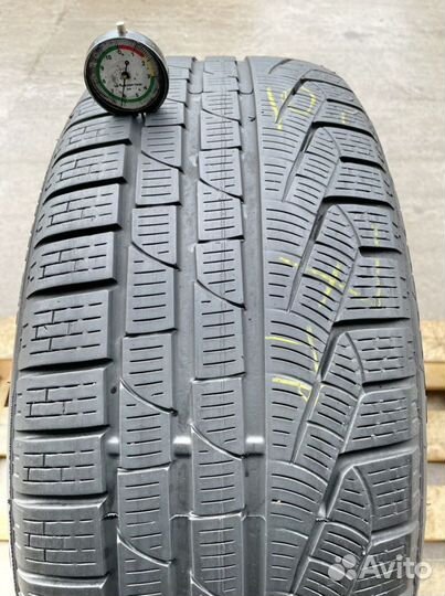 Pirelli Winter Sottozero 270 Serie II 235/45 R20