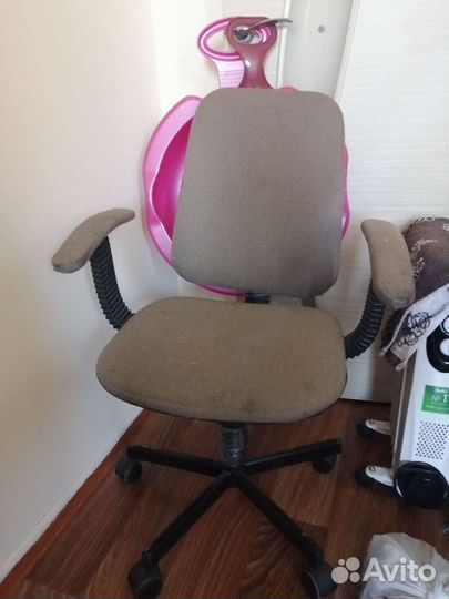 Компьютерное кресло