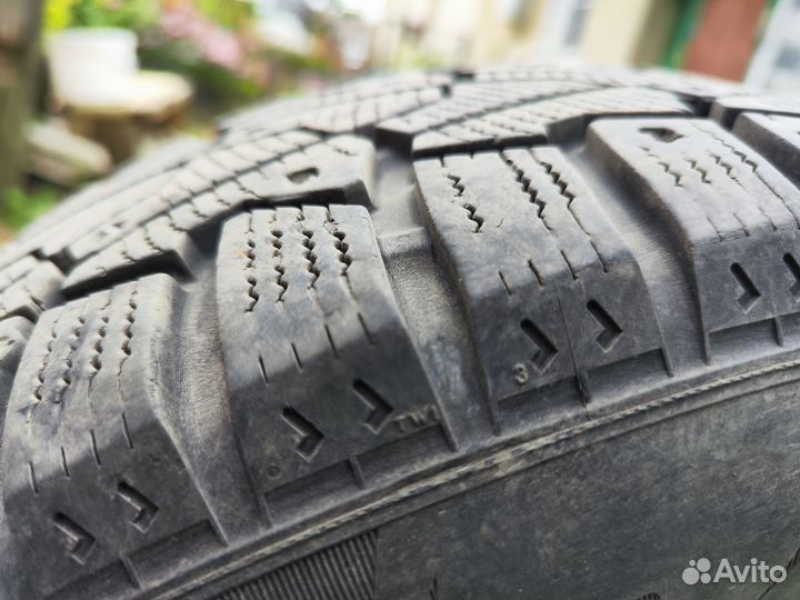 Pirelli Ice Zero 185/65 R15 92T