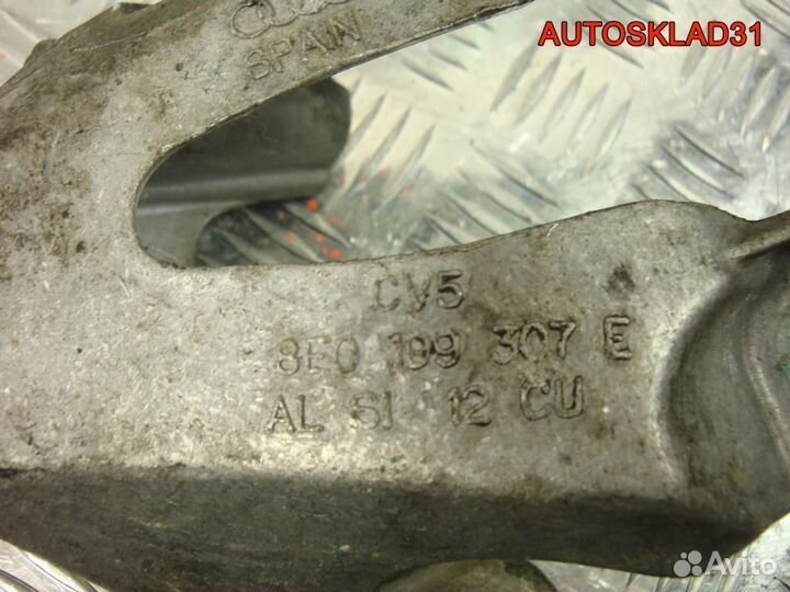 Кронштейн двигателя левый Audi A4 B7 8E0199307E