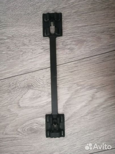 Клипса крепления накладки порога Опель Астра G