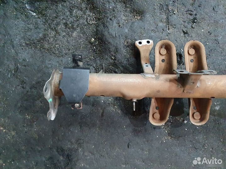 Усилитель торпедо Toyota Land Cruiser 100