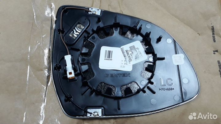 Зеркальный элемент левый С затемнением 51167291