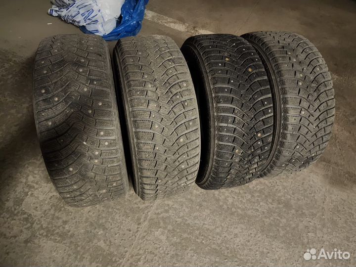 Michelin X-Ice North 2 225/60 R17