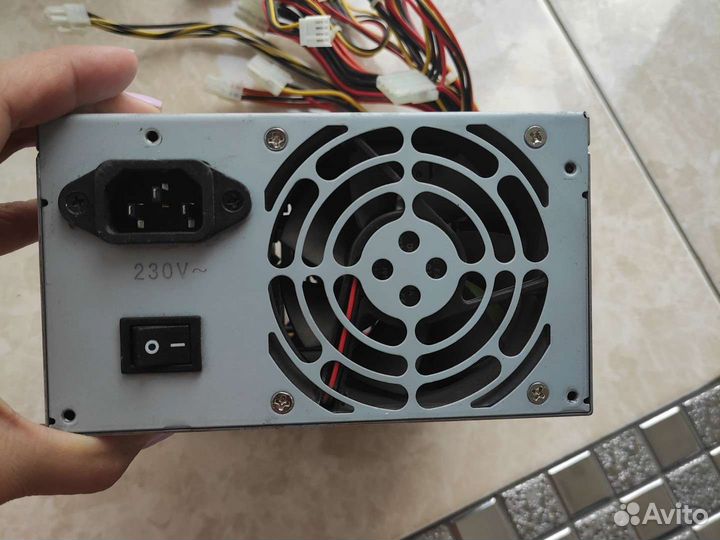 Блок питания FSP group INC