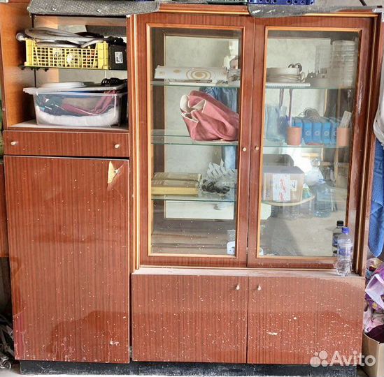 Шкаф сервант