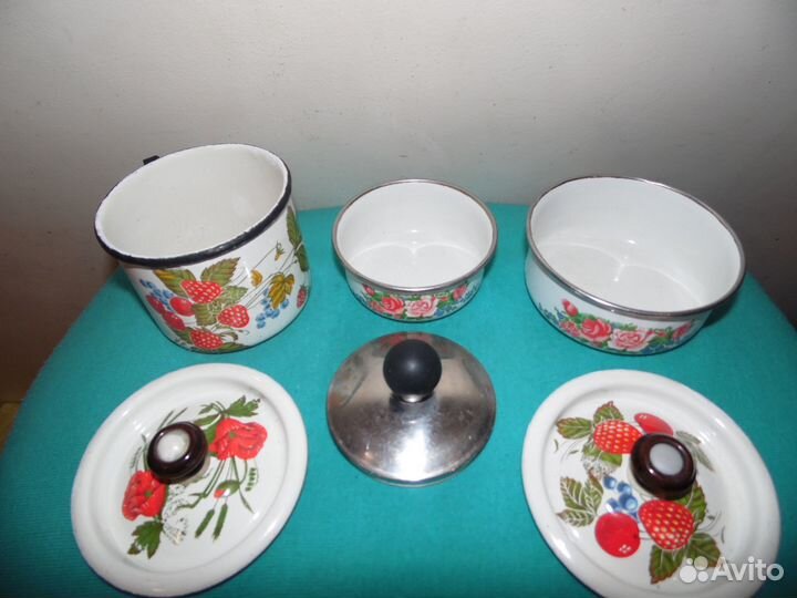 Кастрюли набор