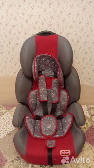 Детское автокресло