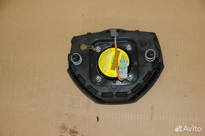 Подушка безопасности в рулевое колесо Opel Astra