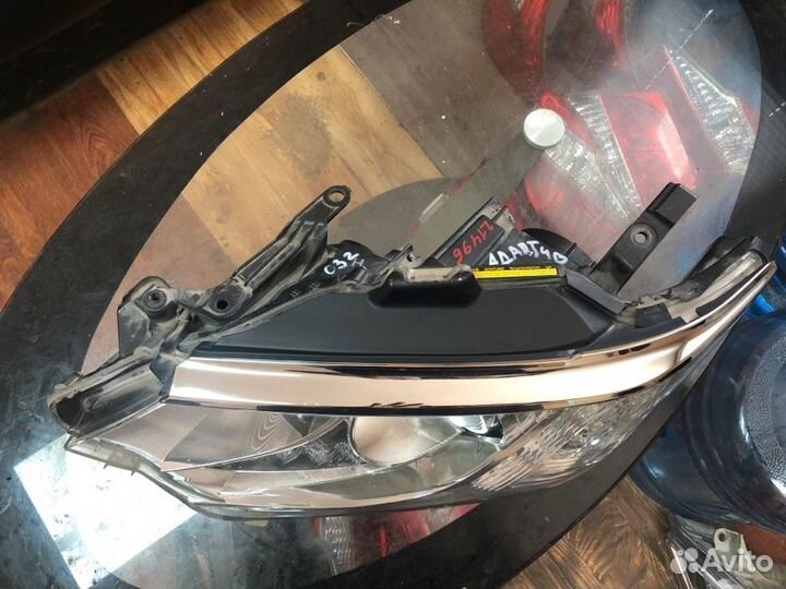 Фара ксенон левая Toyota Camry 55 2014-2017