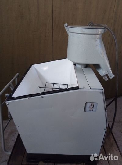 Продается мукопросеиватель пензмаш мпм-800М