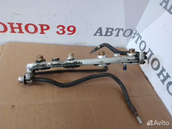 Топливная рампа Ford Scorpio 2.3 АКПП 1998