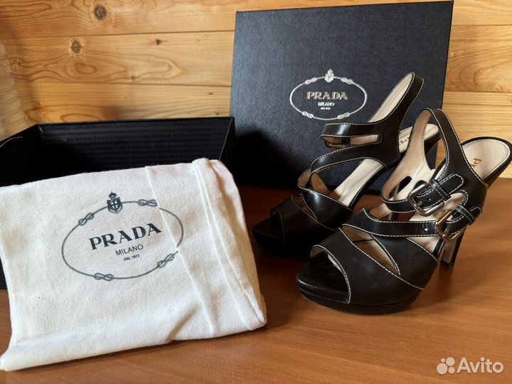 Босоножки Prada 38