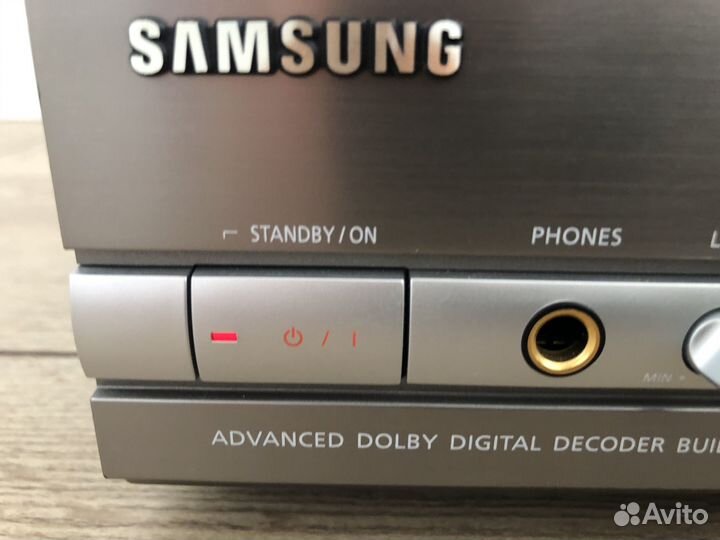 Samsung Видеомагнитофон DVD-909/XEV / SVR-400