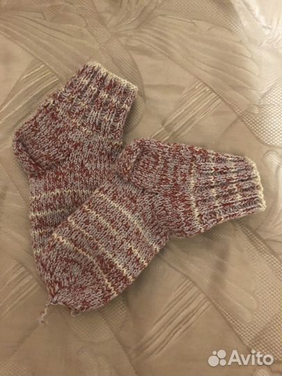 Носочки детские вязаные