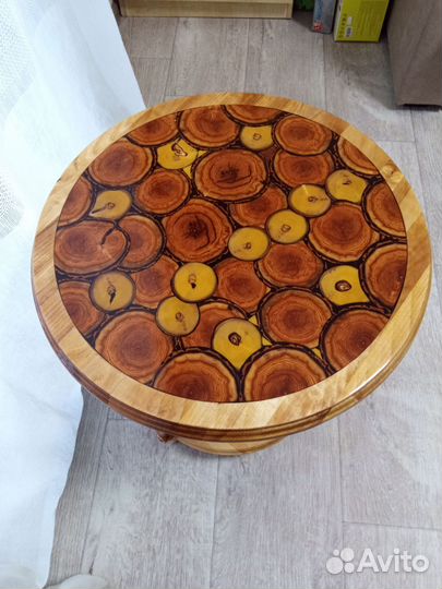 Журнальный столик круглый