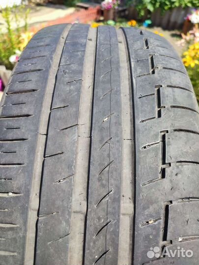 Continental ContiPremiumContact 6 215/55 R17 94V