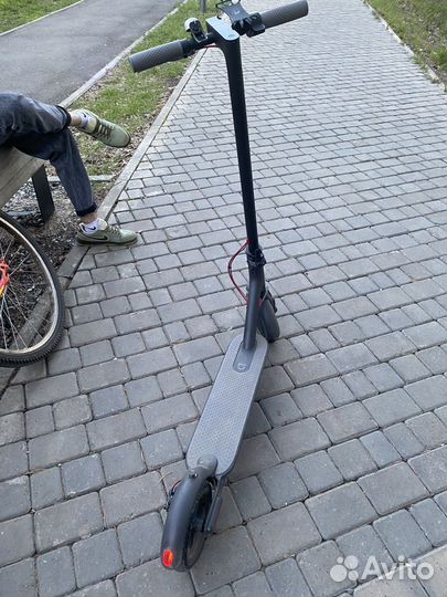 Электросамокат xiaomi m365