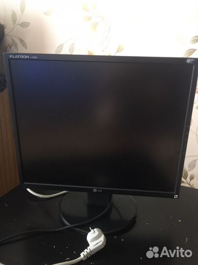 Монитор LG
