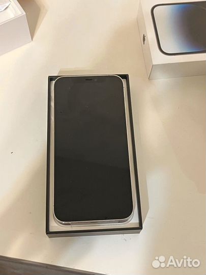 iPhone 12 Pro, 256 ГБ