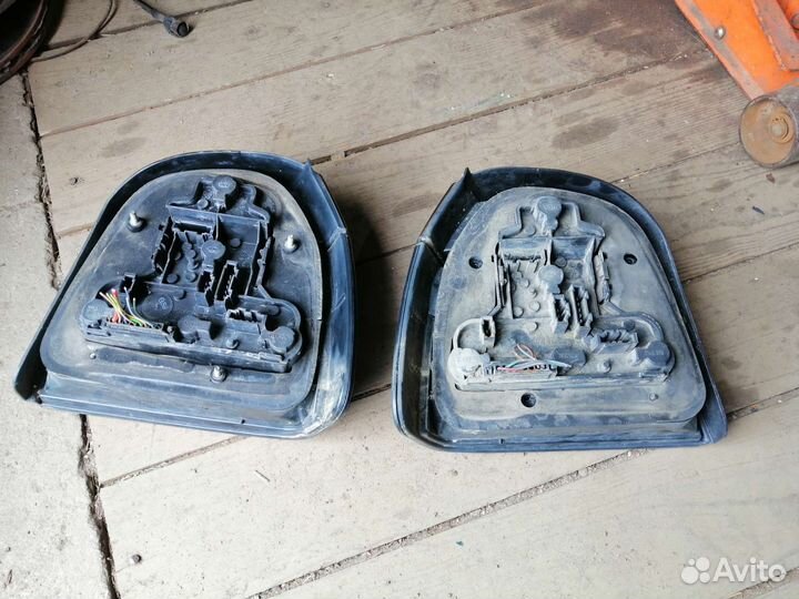 Задние фонари Volkswagen Golf 3 Hella Black