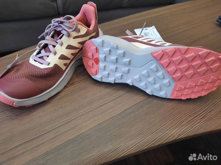 Кроссовки новые salomon для девочки