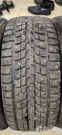 Dunlop SP Winter Ice 01 205/55 R16