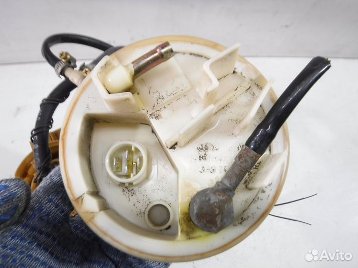 Насос топливный Audi 80 B4