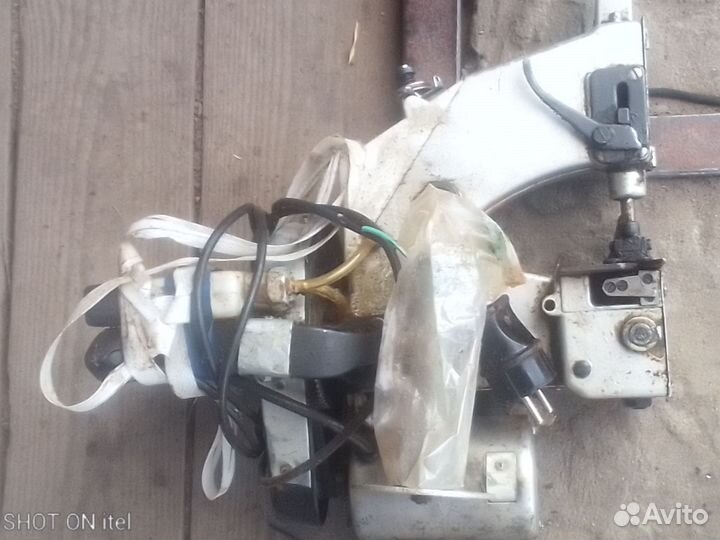 Швейная машинка