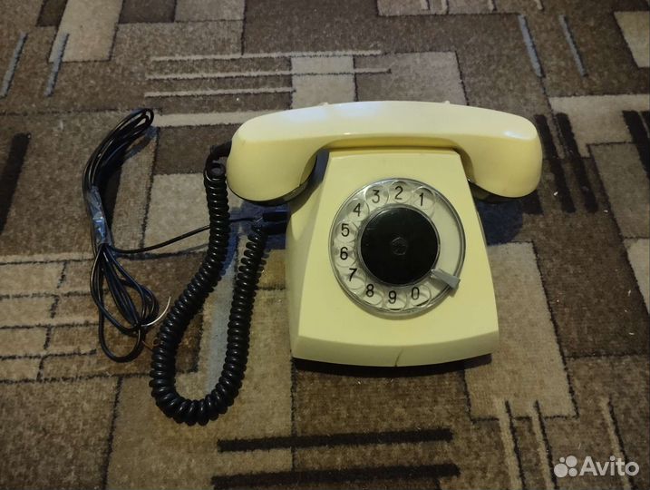 Телефоны дисковые, стационарные разные