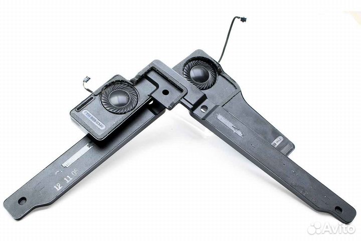 Динамики MacBook Air 13