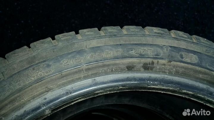 Michelin X-Ice 215/45 R17