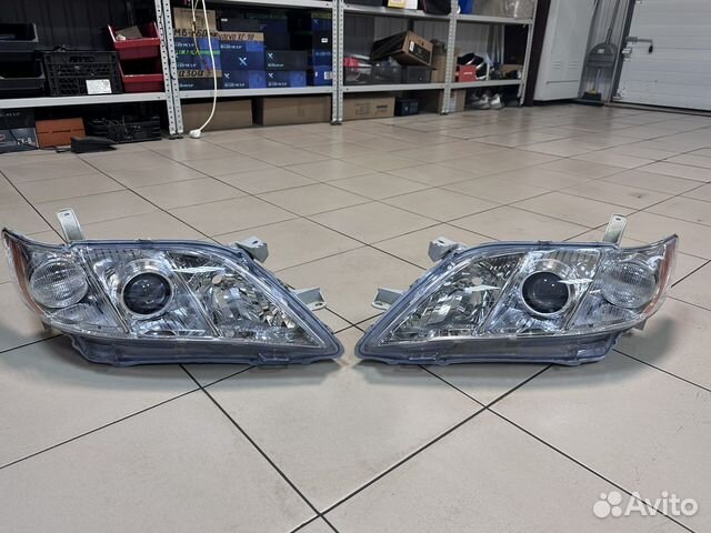 Фары на toyota camry 40