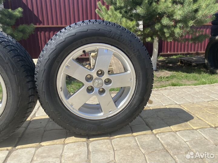 Колеса на mitsubishi r16
