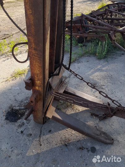 Погрузчик на заднюю навеску