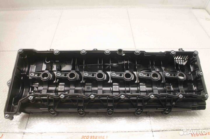 Клапанная крышка (новая) BMW F07 F01 F10 F11 E