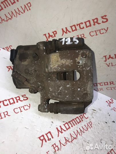 Суппорт тормозной задний правый Volvo V60