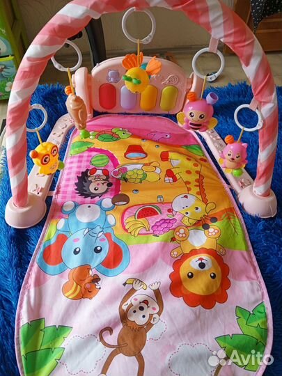 Развивающий коврик