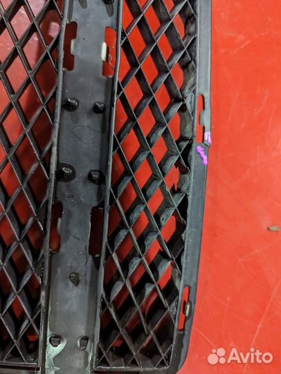 Решетка бампера переднего правая VW Pointer