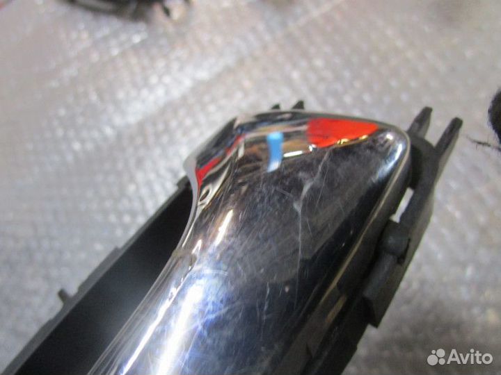 Ручка внутренняя двери правая Chevrolet Lacetti 20