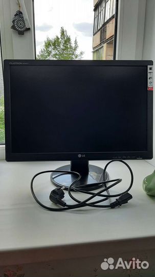 Монитор LG flatron