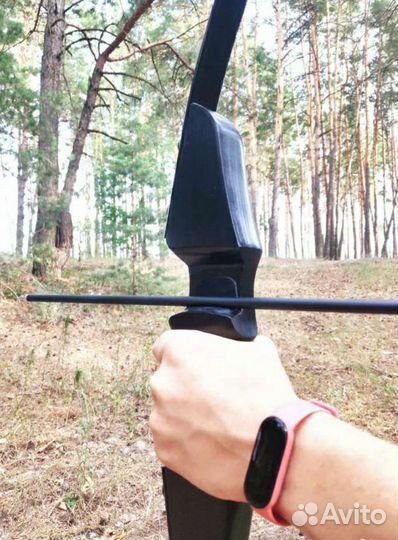 Спортивный лук для стрельбы