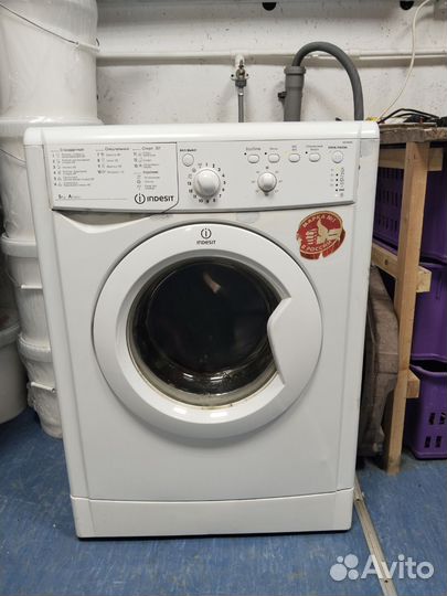 Стиральная машина Indesit 5кг