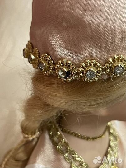 Кукла коллекционная 