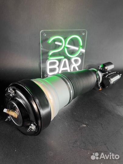 Передняя правая пневмостойка Mercedes-Benz S-class