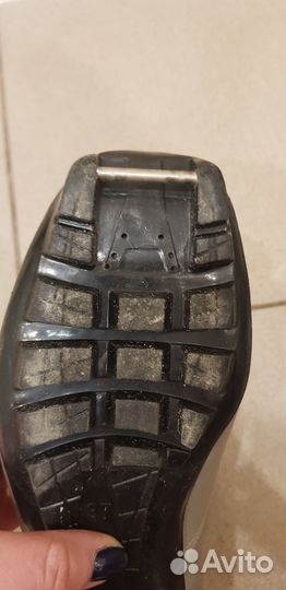 Лыжные ботинки