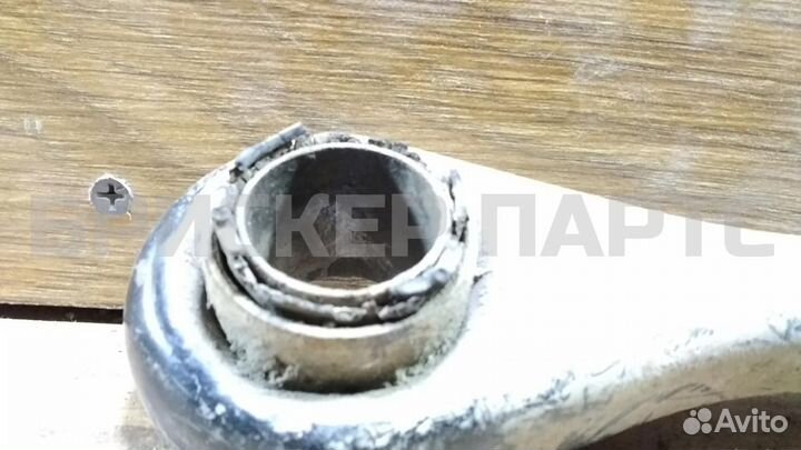 Рычаг задний правый Фольксваген Пассат Б6