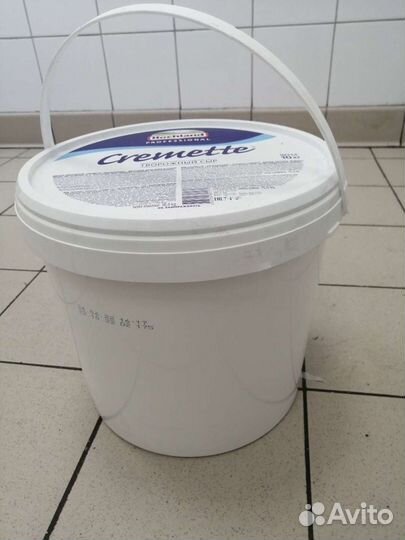 Ведро пластиковое с крышкой 10л