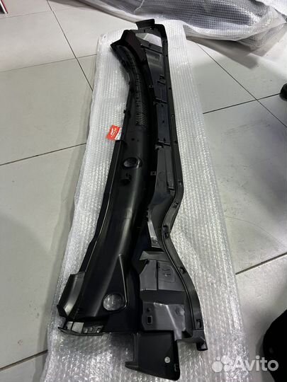 Жабо на Тойота Королла Е180